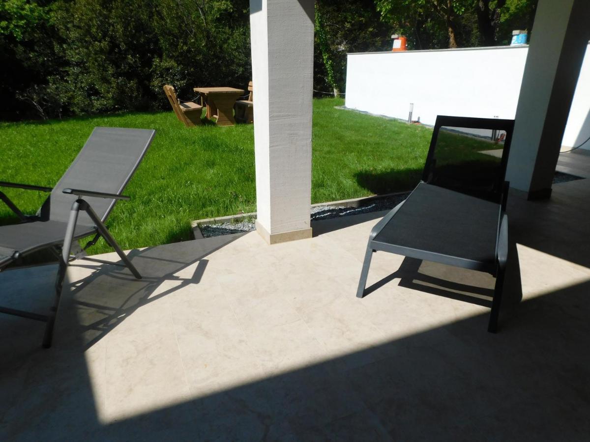 Active Chillax Oasis Apartments Ankaran Dış mekan fotoğraf