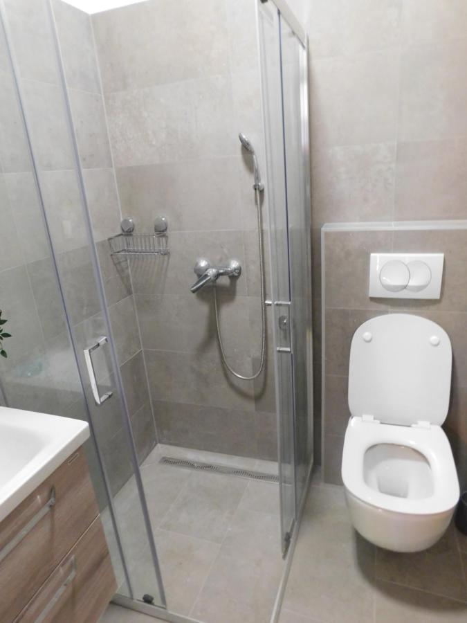 Active Chillax Oasis Apartments Ankaran Dış mekan fotoğraf