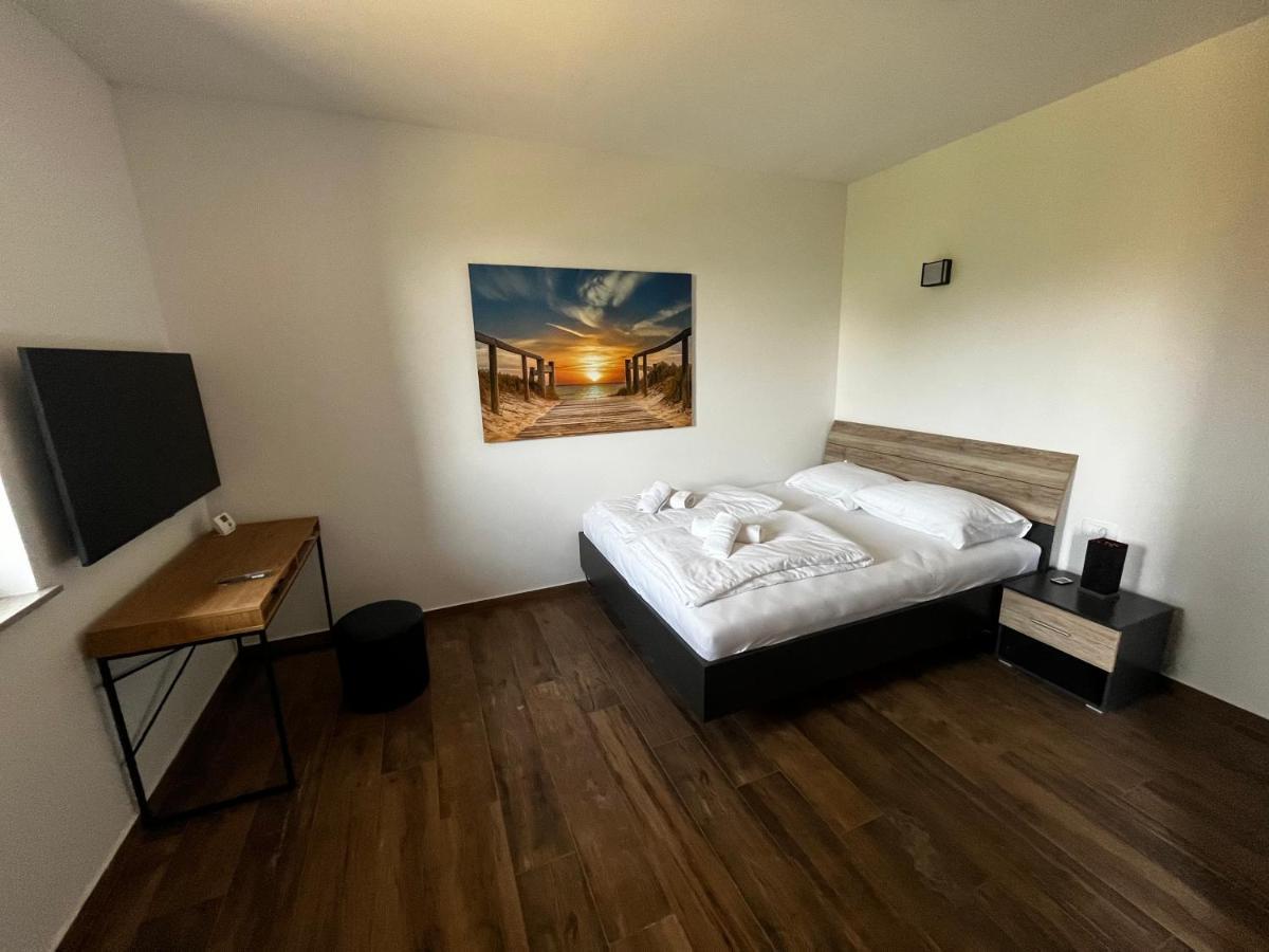 Active Chillax Oasis Apartments Ankaran Dış mekan fotoğraf