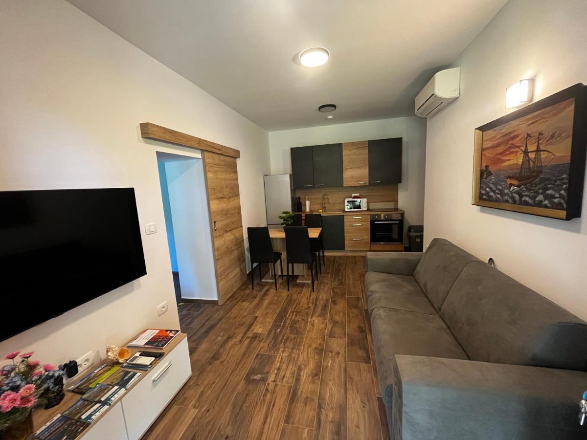 Active Chillax Oasis Apartments Ankaran Dış mekan fotoğraf