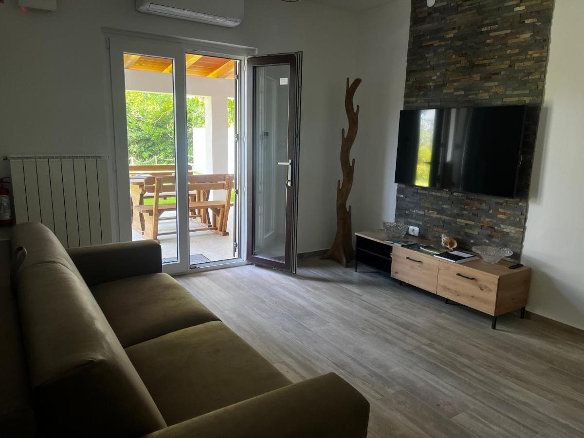 Active Chillax Oasis Apartments Ankaran Dış mekan fotoğraf